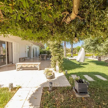 Con Piscina E Jacuzzi Privata - 3 Minuti Dal Mare *