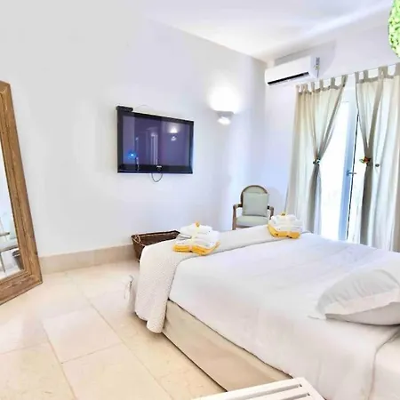 Con Piscina E Jacuzzi Privata - 3 Minuti Dal Mare Specchiolla