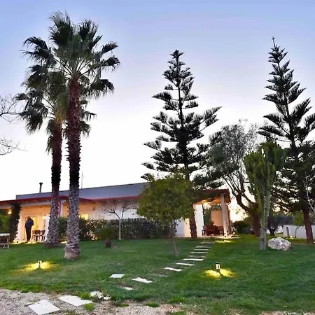 Con Piscina E Jacuzzi Privata - 3 Minuti Dal Mare *