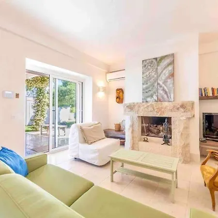 Villa Con Piscina E Jacuzzi Privata - 3 Minuti Dal Mare *